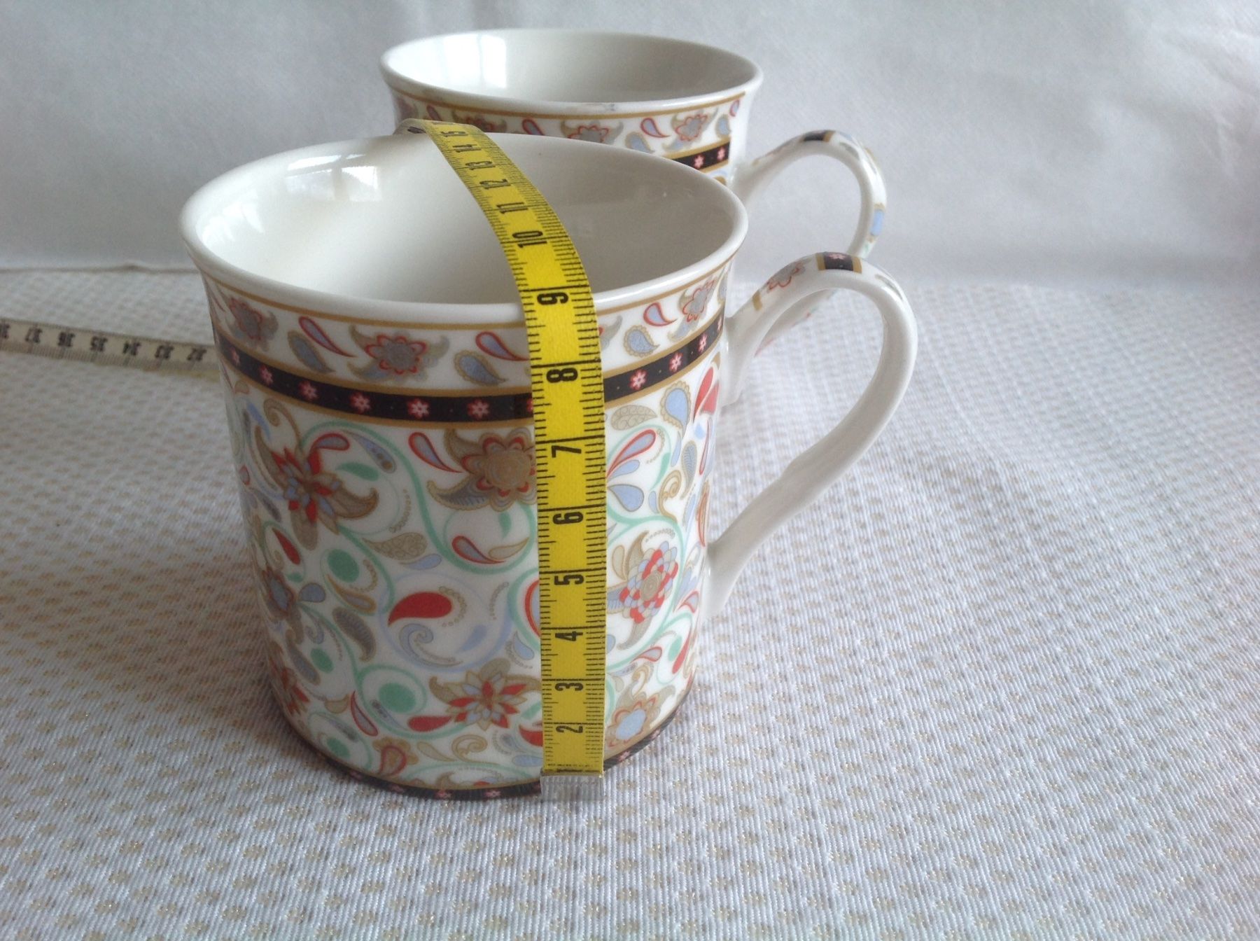 Tazze: Siaki - Tasses - Mug – Usato da Sion venduto da accroshoes 4