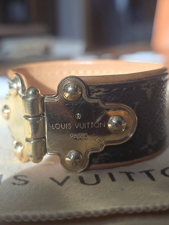 Bracciali & Braccialetti: Louis Vuitton   Bracciale Save it monogram originale – Usato da Cugnasco venduto da iva_yw8k 3
