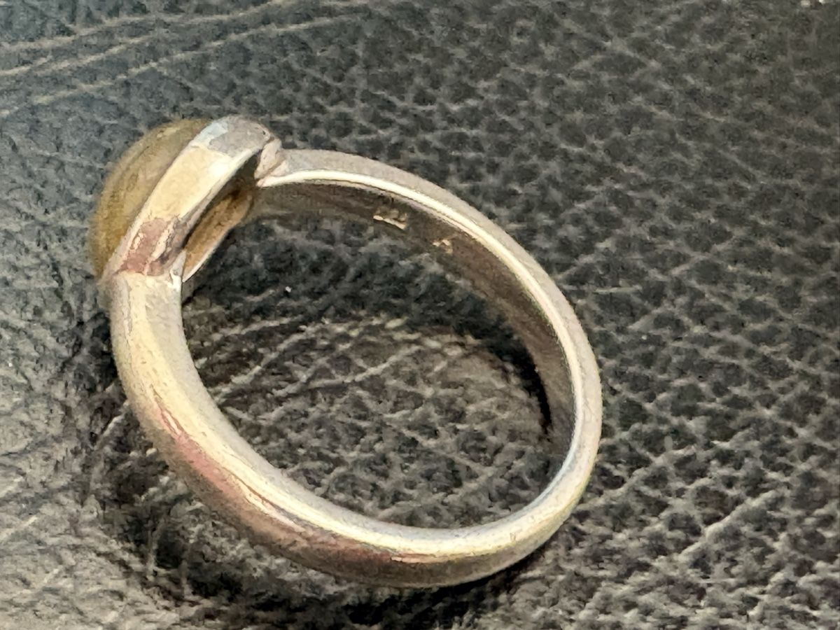 Anelli: Bague avec une magnifique Labradorite – Usato da Peseux venduto da Huna12 6