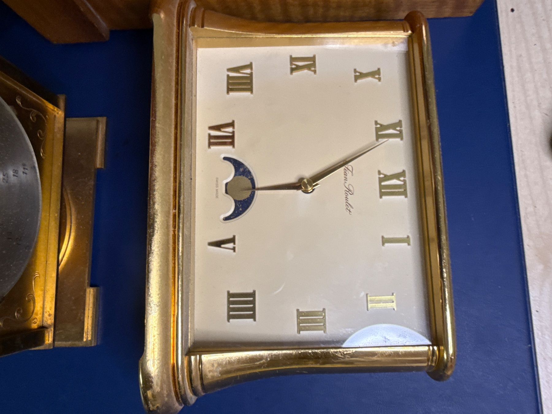 Orologi da terra & Orologi da parete: Tischuhr lot – Difettoso da Pfeffingen venduto da Allhandelklgwatches 2