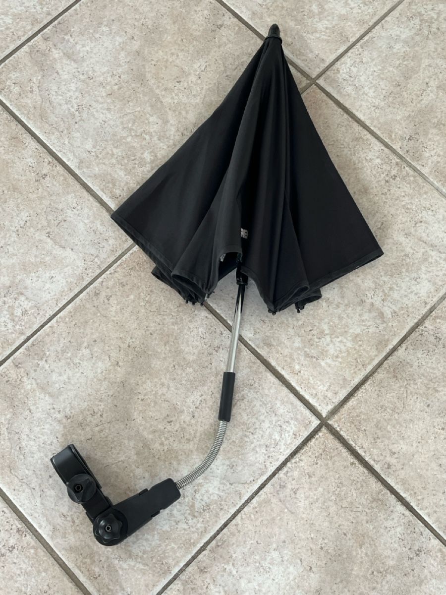Ombrelloni: Parasol pour poussette – Usato da Chavornay venduto da geo_68zn 3