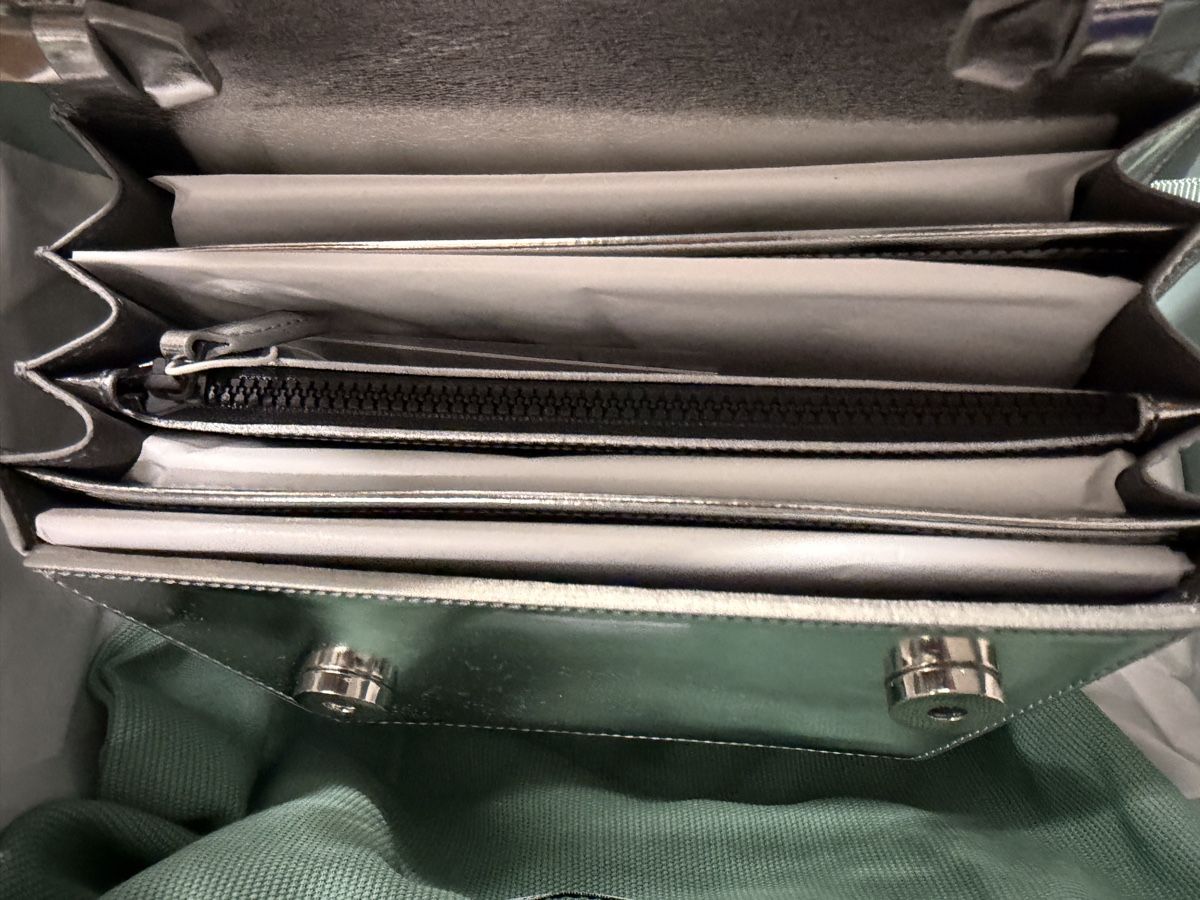 Borse da donna: Mlouye Small Naomi Mirror Tasche Silber – Nuovo (secondo la descrizione) da Reitnau venduto da MsTiff 2