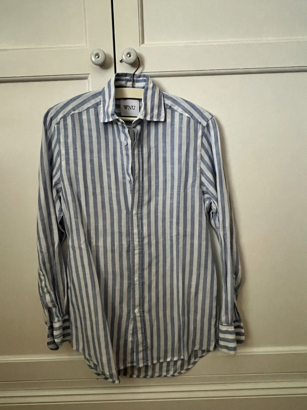 Blusen: Leinen Shirt von 'With Nothing Underneath' – Neu (gemäss Beschreibung) aus Zürich von vslatt 1