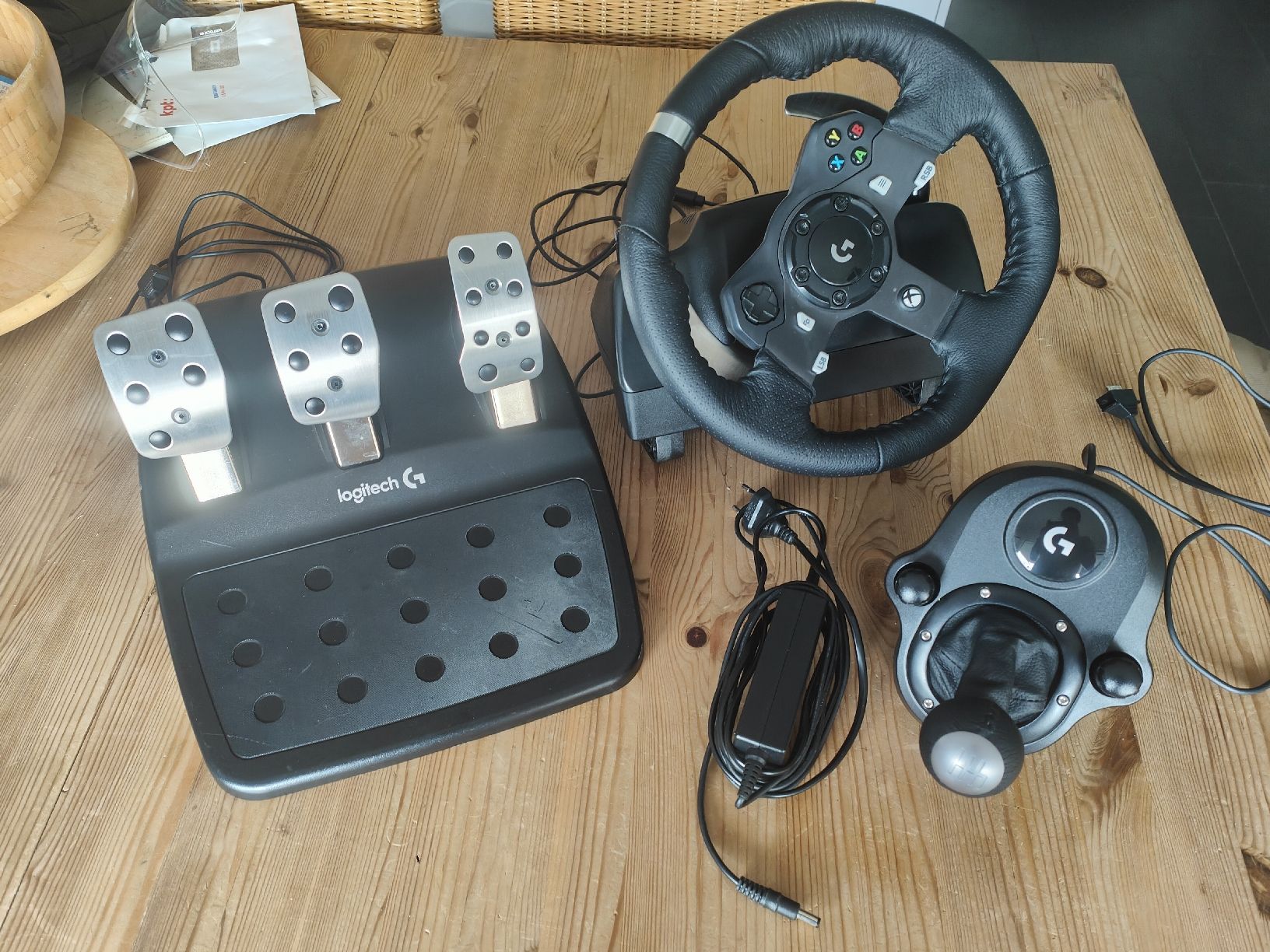 Logitech Controller: Logitech G920 Driving Force + Pedale + Shifter – Usato da Lanzenhäusern venduto da AmmannCustoms