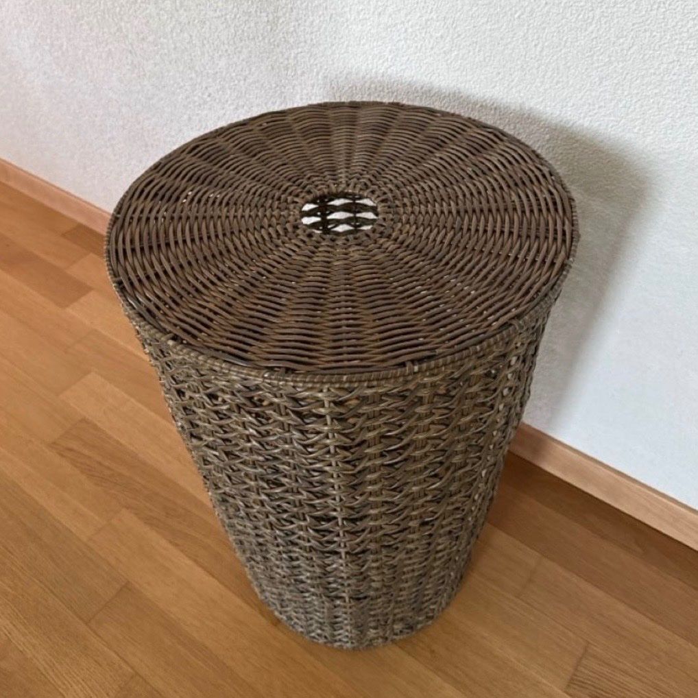 Livique Cesti per biancheria: Panier à linge – Nuovo (secondo la descrizione) da St-Prex venduto da romanmiko89