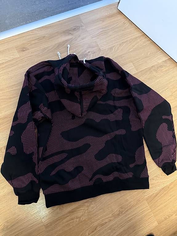 Maglioni & Felpe: Grmy/Infms Hoodie – Usato da Brugg AG venduto da S_Stuff 1