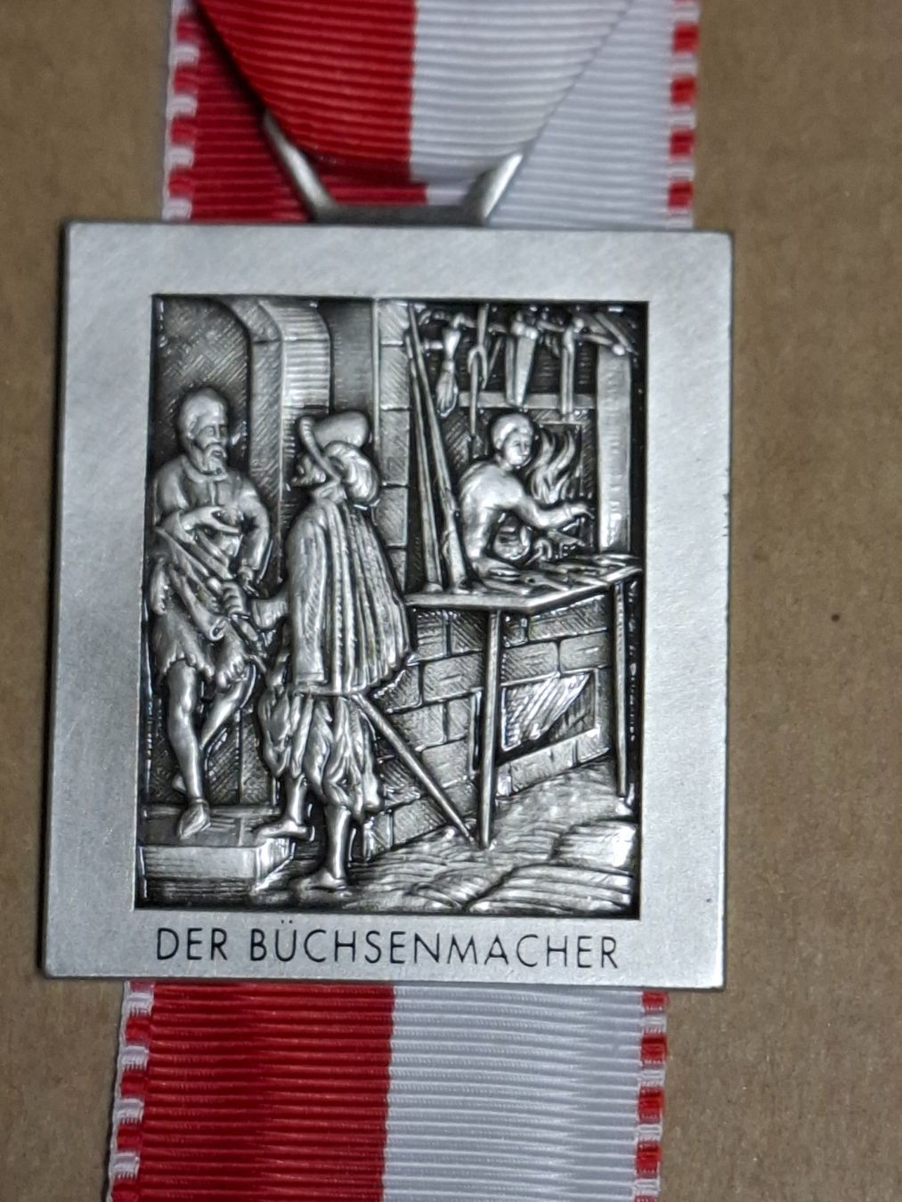 Medaglie: Berufe Der Büchsenmacher (D419) – Usato da Schwanden GL venduto da Suvorov