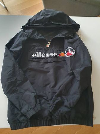 ellesse MONT Windjacke mit Kapuze, Grösse S/M