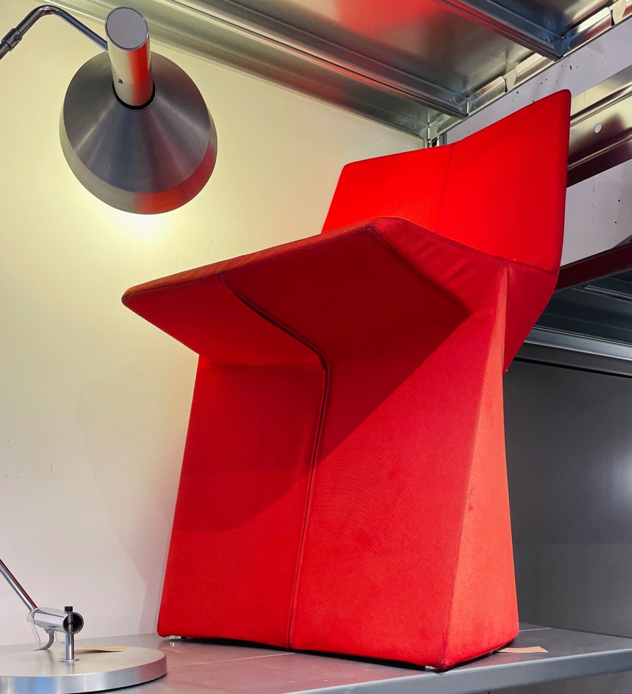 Classicon Sedie: Classicon Mars Chair Konstantin Gricic – Usato da Zürich venduto da starch.studio 4