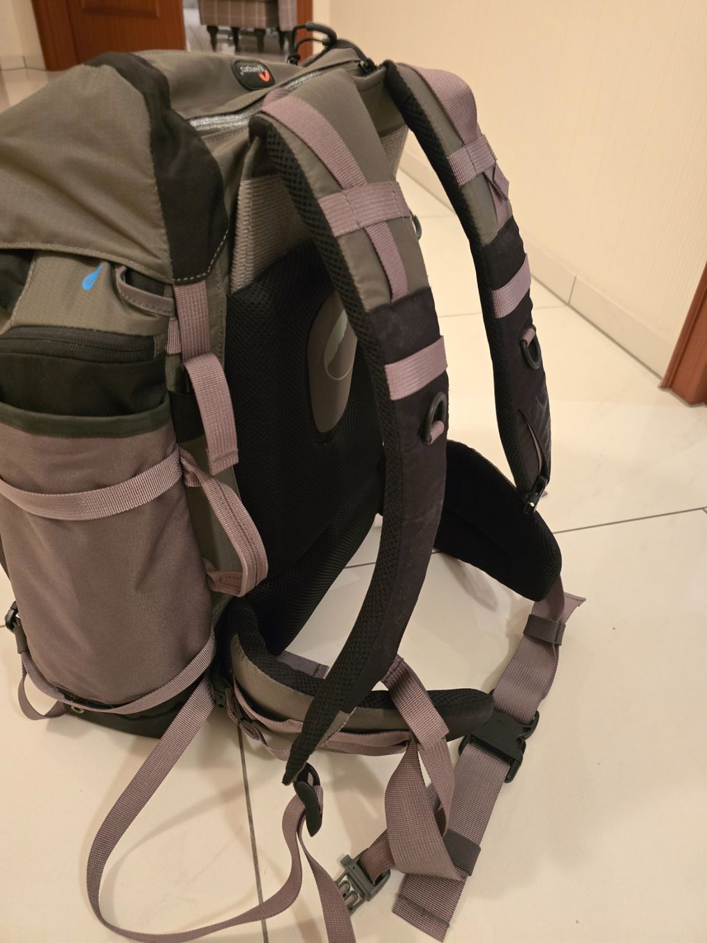 Lowepro Zaini: Fotorucksack Lowepro Pro Trekker 300 AW – Nuovo (secondo la descrizione) da Pfaffnau venduto da Buimi 5