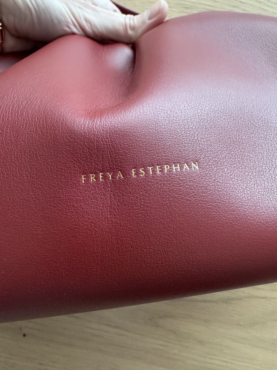 Sacs femmes: Chic burgundy leather handbag – Neuf (Voir description) à Zürich par ImaShela 6