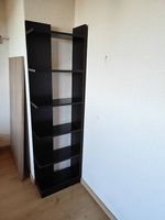 Praktisches Eckregal