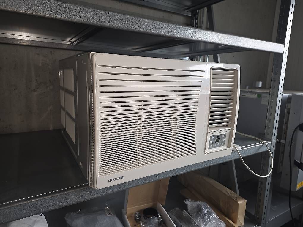 Condizionatori: Sinclair Klimagerät Fenstereinbau 230V – Usato da Selzach venduto da Grievas
