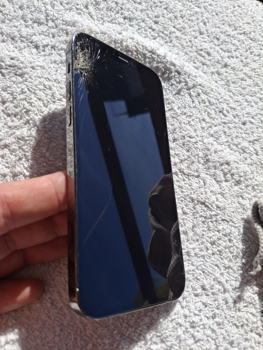 Apple Handys / Smartphones: Apple iPhone 12 Pro mit icloud – Gebraucht aus Zürich von raq_n22r 1