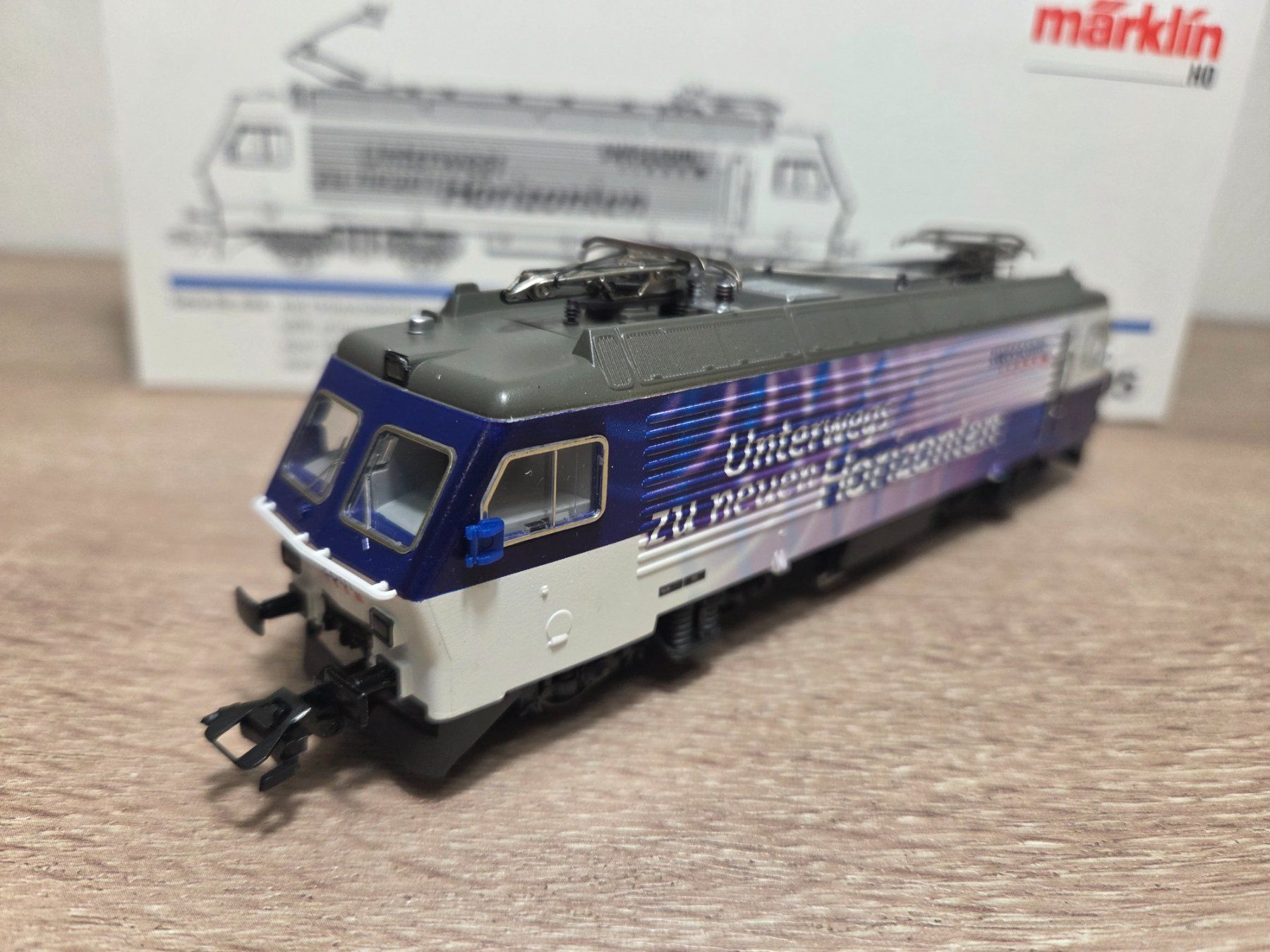 Märklin 34305 E-Lok Re 446 SBB Swisscom Digital H0 (D'occasion) à St ...