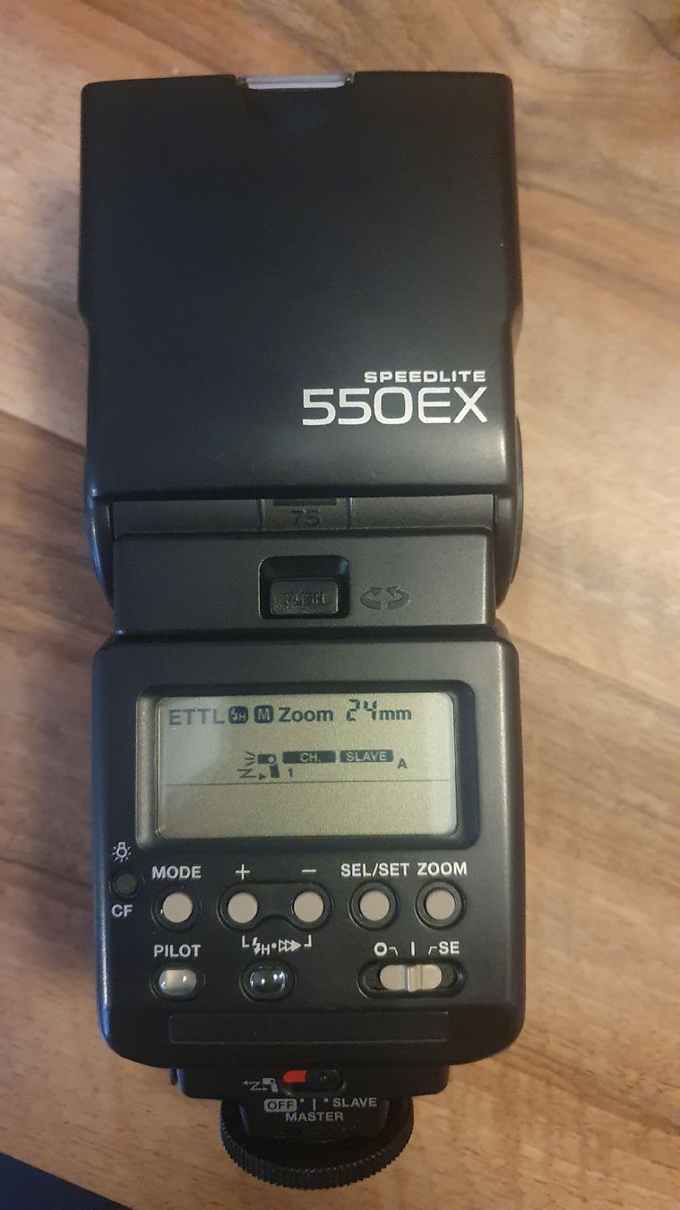 Canon Flash: Canon Speedlite 550EX – Usato da Rafz venduto da YEL01