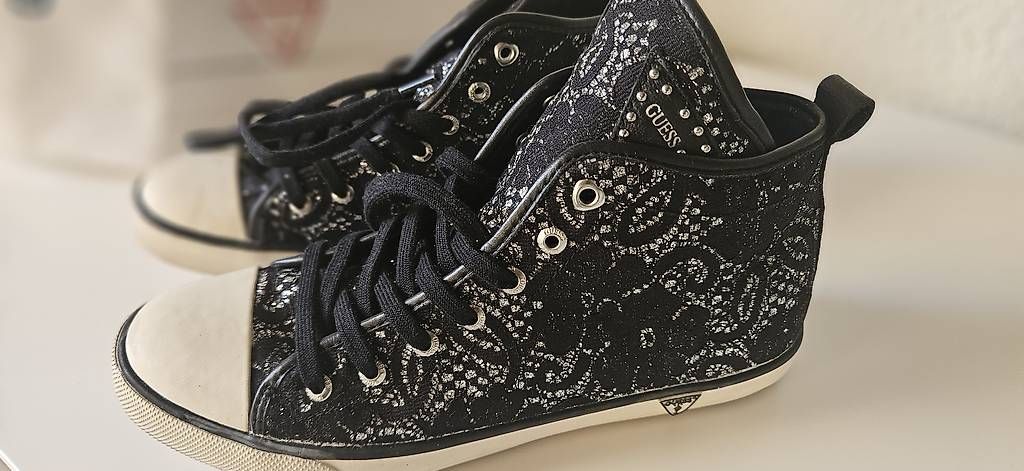 Scarpe da donna: Guess Sneakers  – Usato da Subingen venduto da BlueAngel25 3