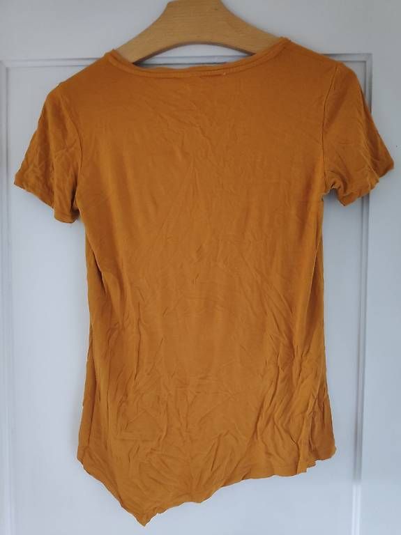 T-shirt: Tshirt Hallhuber Gr. 38 – Usato da Sissach venduto da jgt_6k76 1