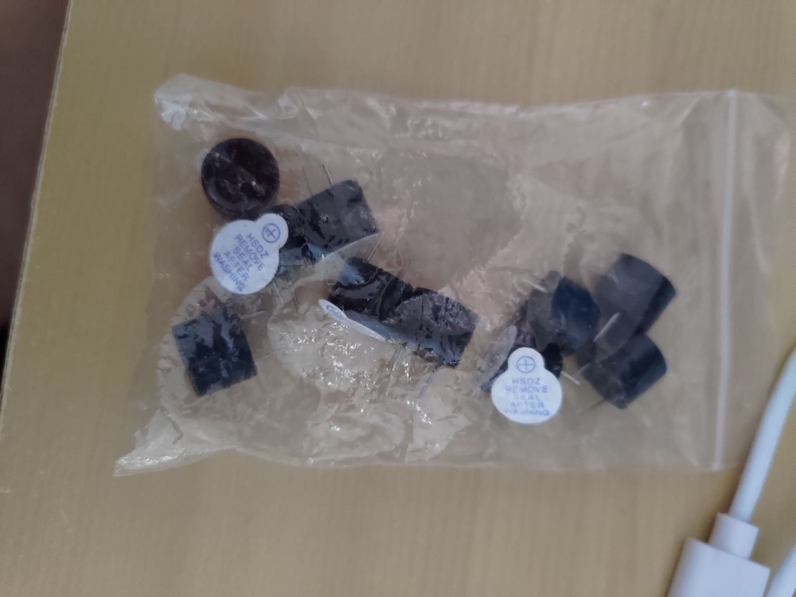 Mesurer: Beepser für Multimeter – Neuf avec emballage d'origine à Birsfelden par Alepunch