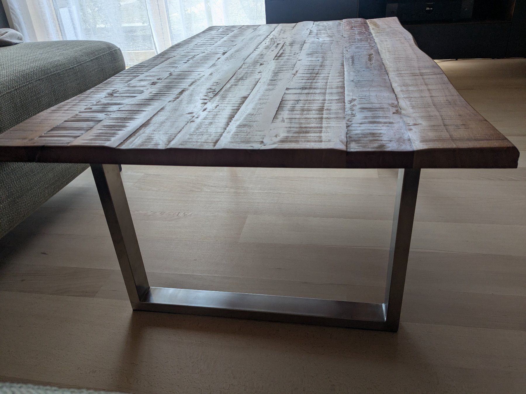 Tische: Couchtisch Massivholz – Gebraucht aus Horw von smeili_1 1
