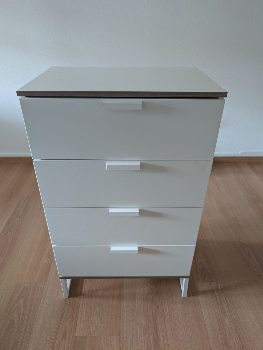 Ikea Cassettiere: IKEA TRYSIL Kommode für 1.- – Usato da Winterthur venduto da Luca-S