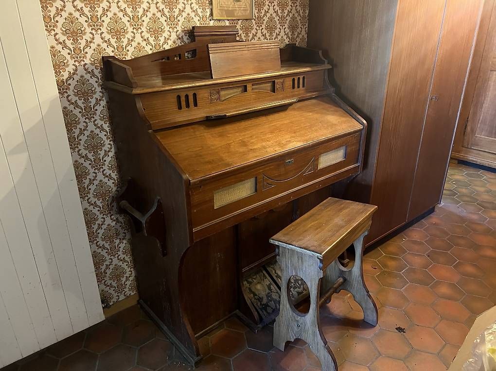 Musikinstrumente: Harmonium – Gebraucht aus Epalinges von jpe_2twg