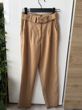 Beige Mohito Trousers, Size 34 - Chic and Stylish! ✨ (51)