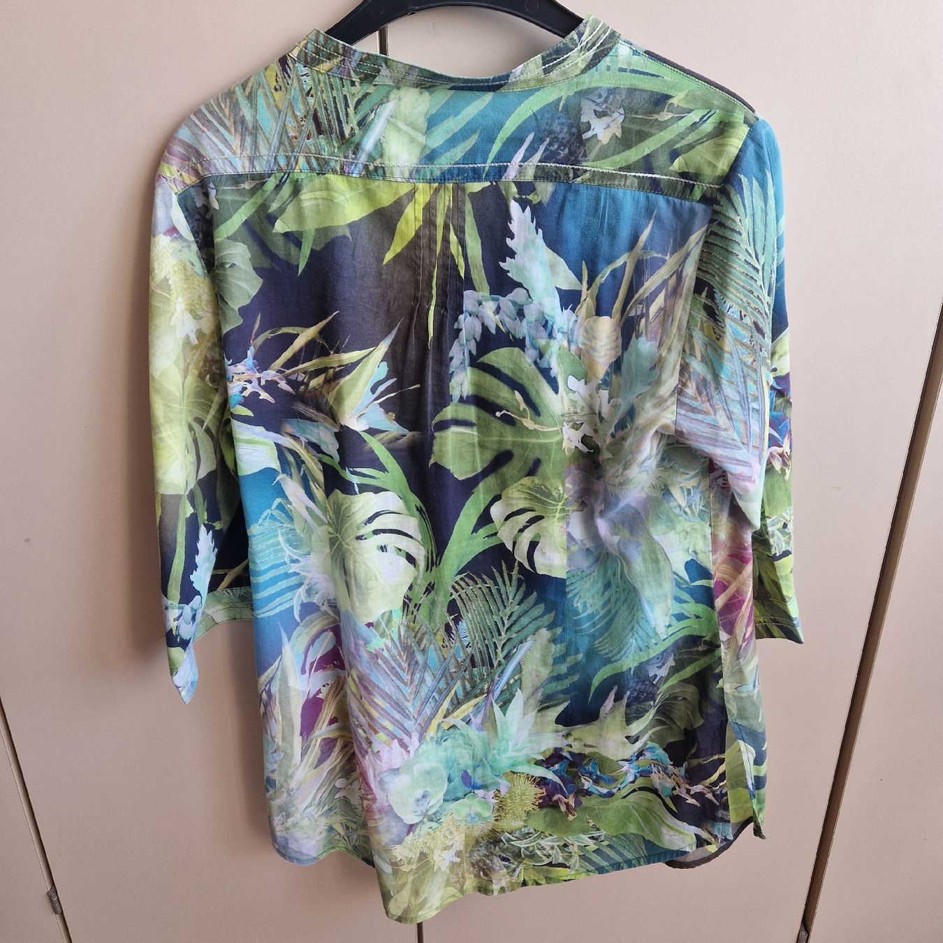 Chemisiers: Florale Bluse Damen Gr. M grün – D'occasion à Frenkendorf par gca_d2qp 3