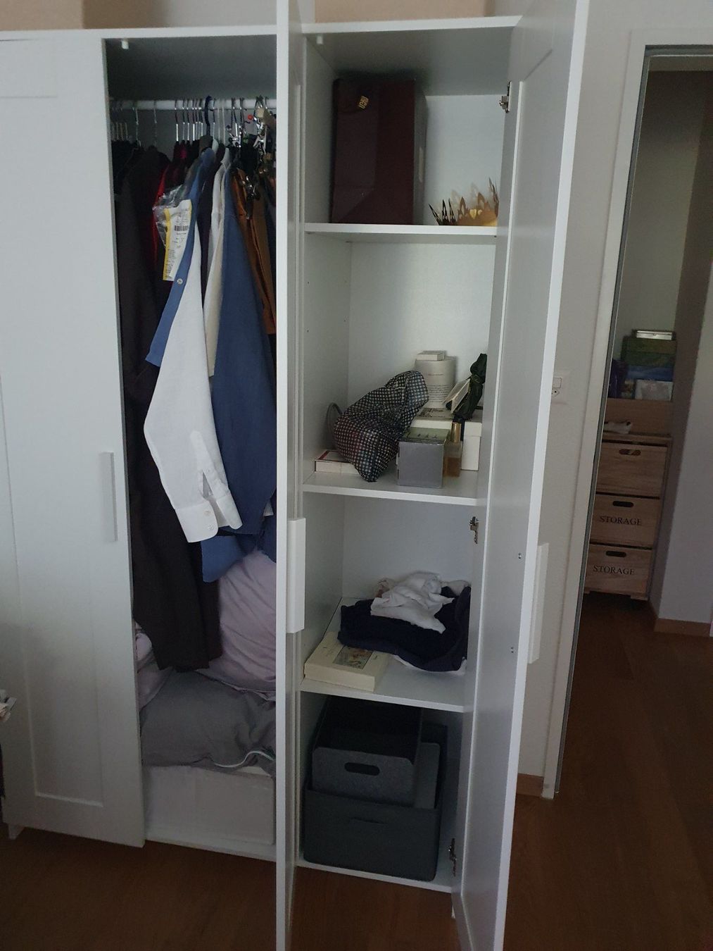 Ikea Schränke: Armoire IKEA Brimnes – Gebraucht aus Zürich von bec_2w7p 2