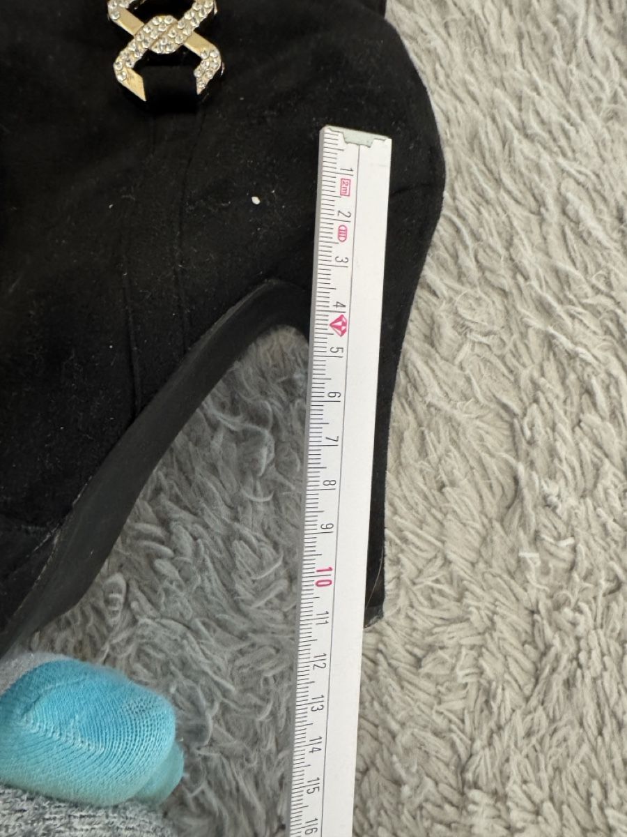 Scarpe da donna: Schwarze Wildleder Stiefel mit Absatz, Grösse 39 – Nuovo (secondo la descrizione) da Arlesheim venduto da Eli_77 6
