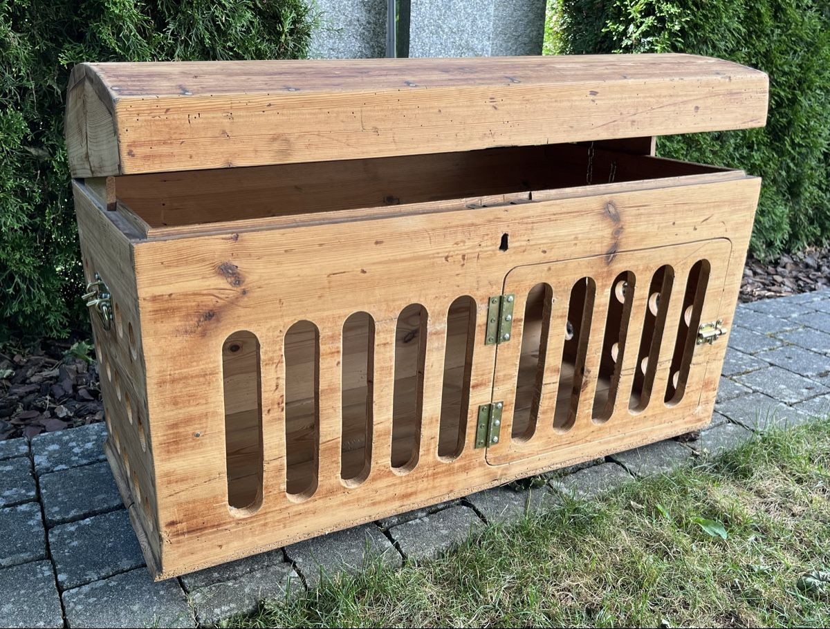 Liege- & Schlafplätze: Hundebox aus alter Hoztruhe – Gebraucht aus Welschenrohr von Ralf4716