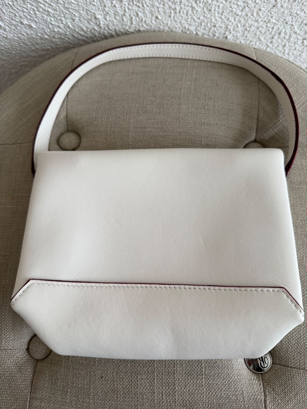 Victoria Beckham Borse da donna: Victoria Beckham Mini Chain Pouch Bag In White – Usato da Wädenswil venduto da Alice_style 2