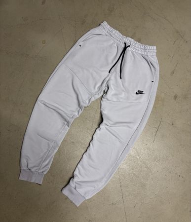Nike Tech Fleece Hose grau Grösse S gebrauchter Zustand