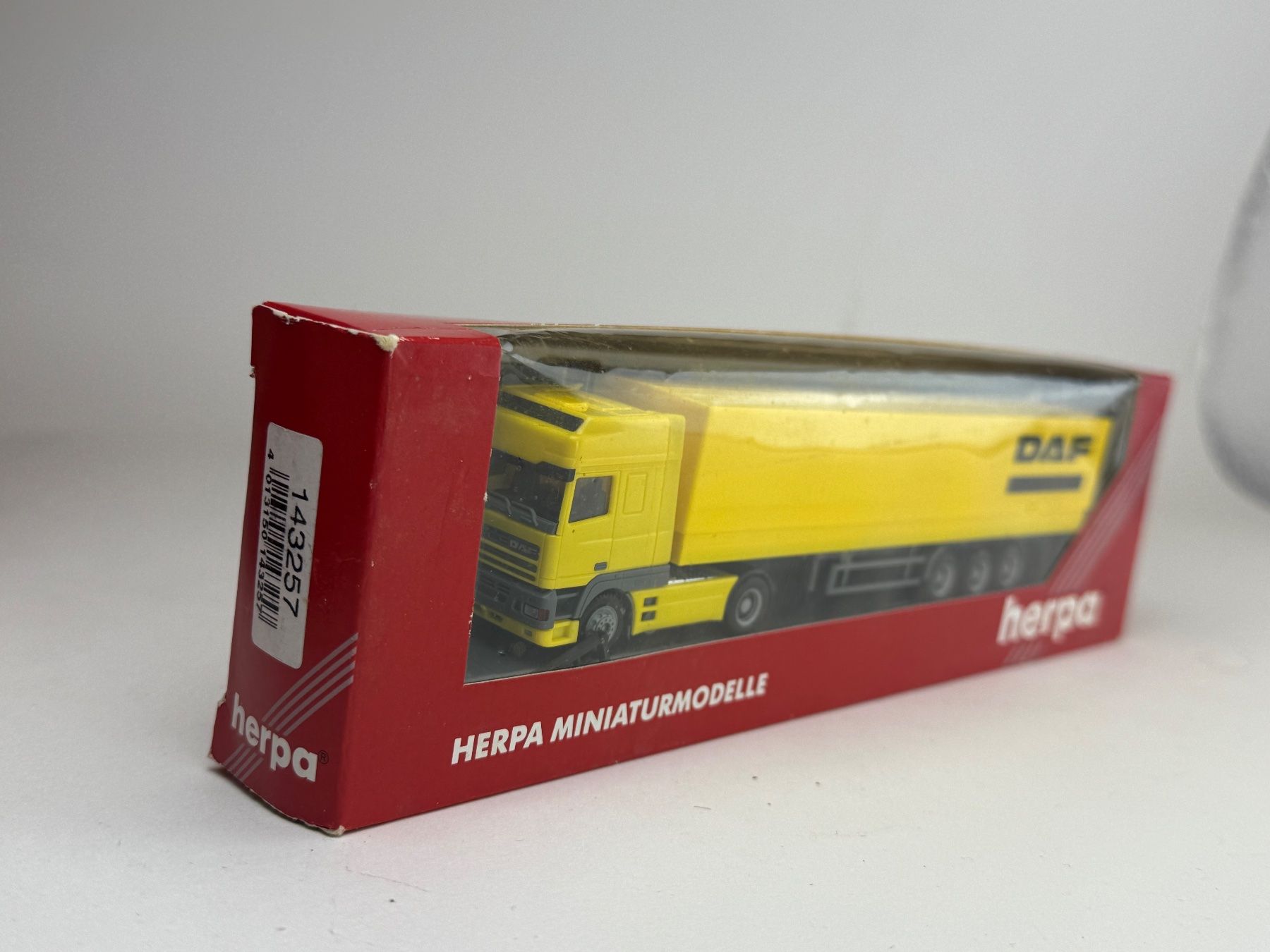 Herpa Modellini d'auto: HR- Herpa DAF Pritschensattelzug DAF – Usato da Elm venduto da Wikmtz 1