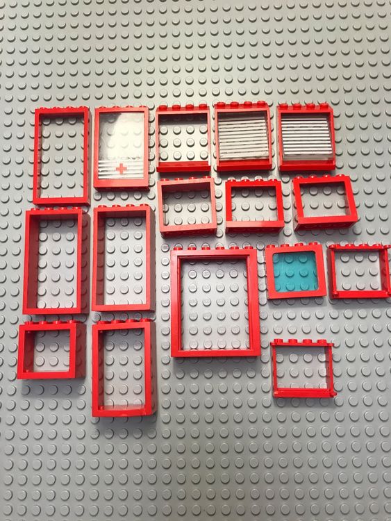 CreaDesign Personalisierte Wanduhr Kinderzimmer - 19,5cm Mit Name, Roter Rahmen