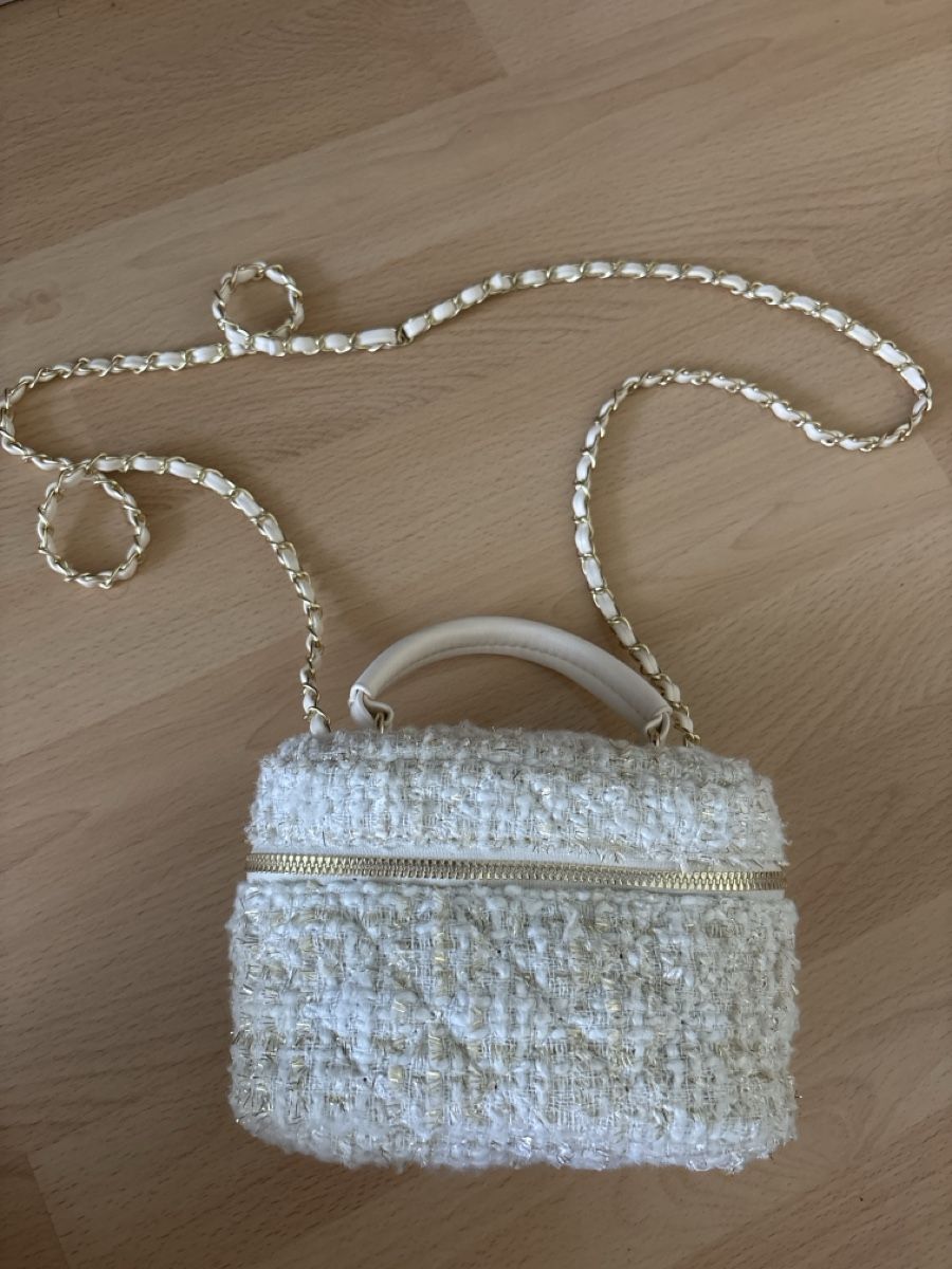 Shein Sacs femmes: Shein Tasche/weiss/ einmal getragen – Neuf (Voir description) à Buchs ZH par els_mgj9