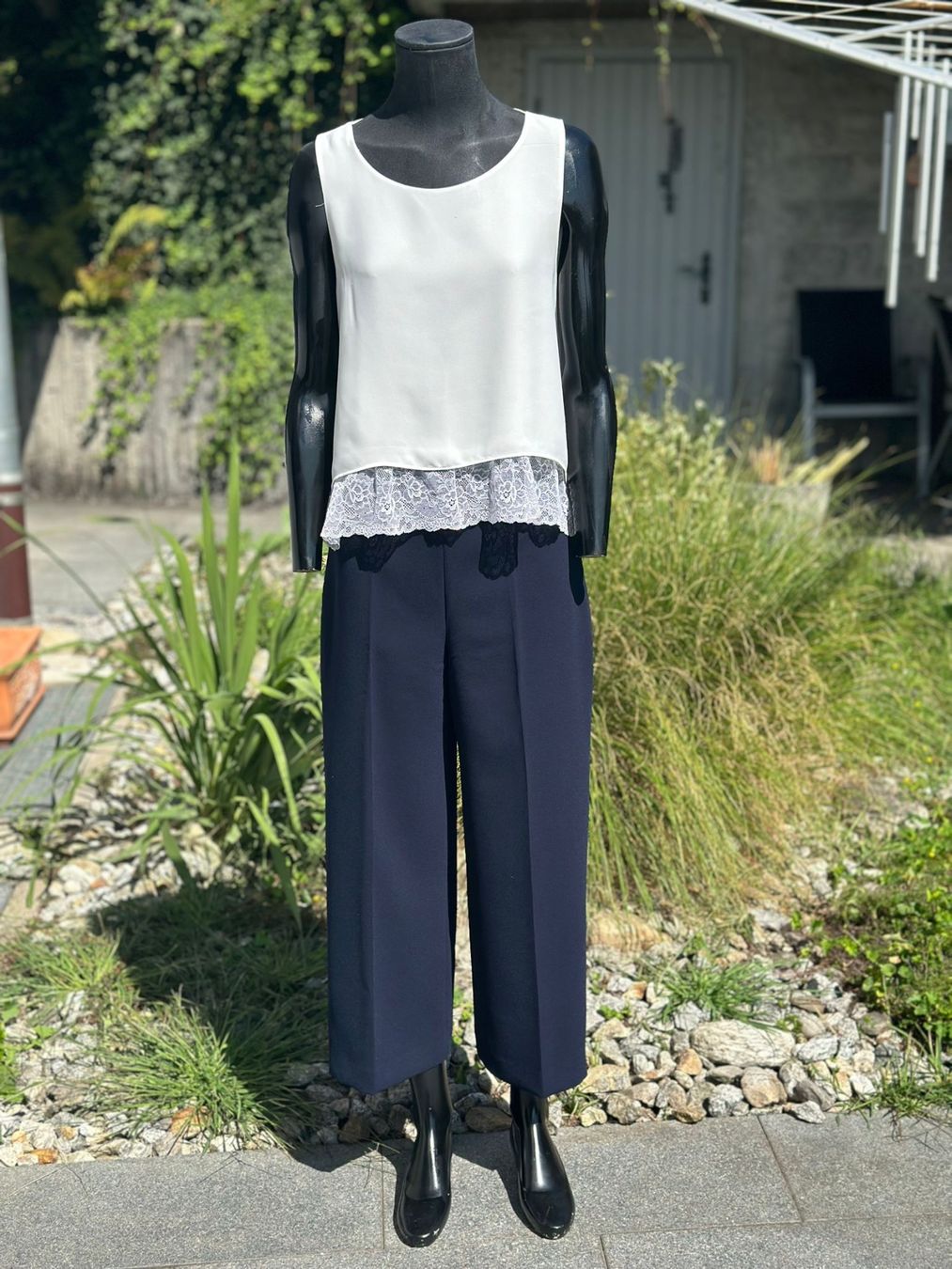 Zara Pantaloni: Elegante Damen Caprihose Gr. M – Usato da Zufikon venduto da Modestil365 7