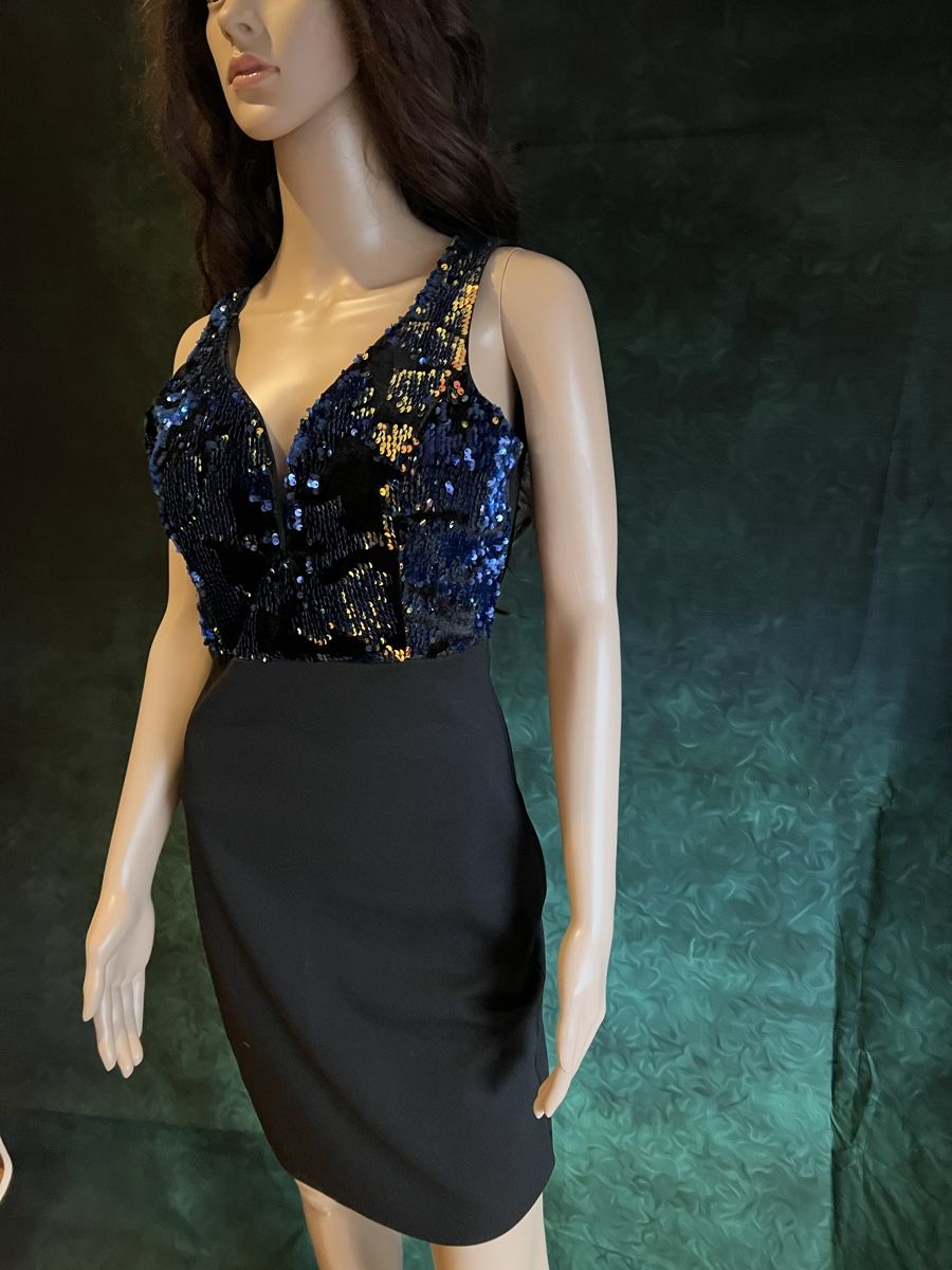Wal G. Kleider: Cocktail kleid Wal G Gr M – Gebraucht aus Laupersdorf von Cloludi 2
