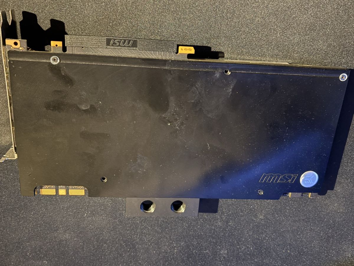MSI Grafikkarten: MSI GTX 1080 Watercooled Ungetester ab 1.- – Defekt aus Allschwil von leo_lft5 2