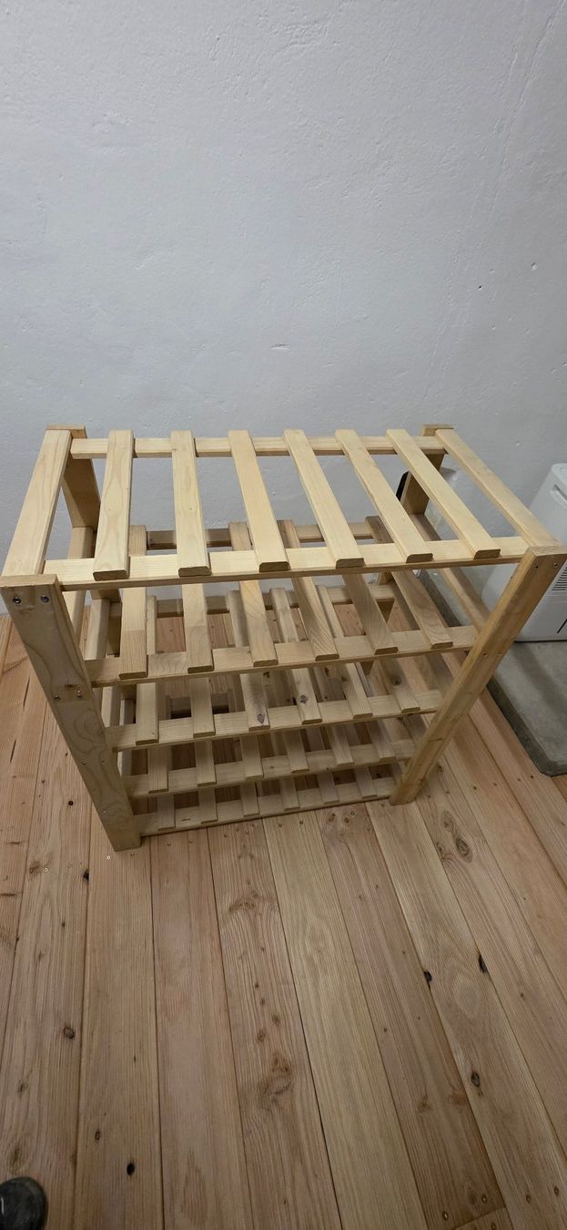 Scaffali: Weinregal aus Holz – Usato da Wettswil venduto da Person3 1