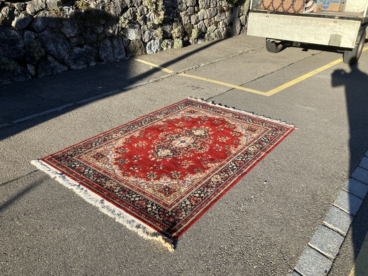 Tappeti: Schurwolle Teppich 140x200 – Usato da Erlenbach im Simmental! venduto da Simmentaler-Perlen