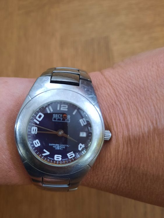Montre Femme Sector - Cadran Blanc Avec Cristal Saphir Et Fonction Date