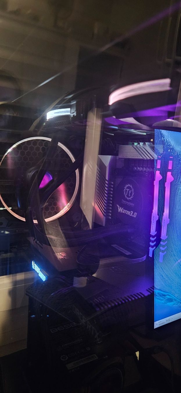 PCs: I sell PC Fans and Keyboards Mause – Defekt aus Grenchen von Tas_7gxh 2