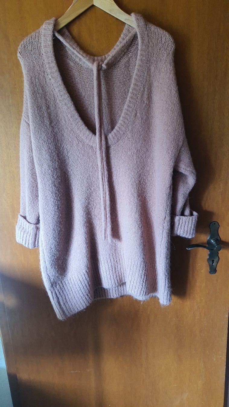 Maglioni & Felpe: Oversize- Pulli mit tiefem Rückenausschnitt – Usato da Flawil venduto da minggeli83 2