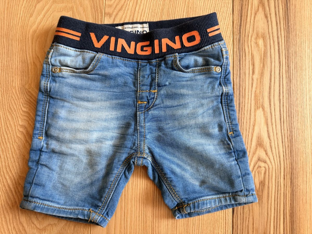 Pantalons: Kurze JeansHose 86 – D'occasion à Disentis/Mustér par oigina