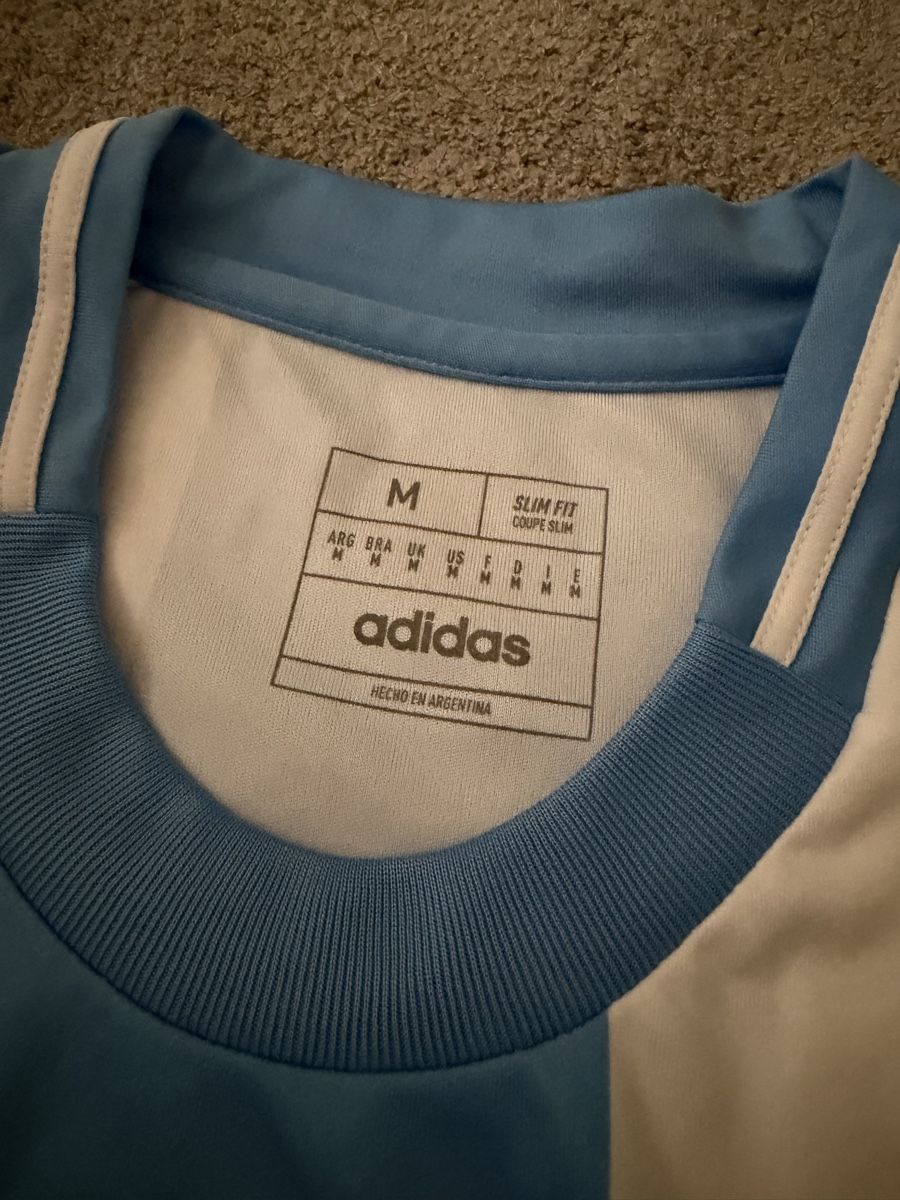 Adidas Canottiere & Pantaloni: Original Argentinien Messi Heimtrikot – Nuovo (secondo la descrizione) da Zürich venduto da pab_7gfs 5