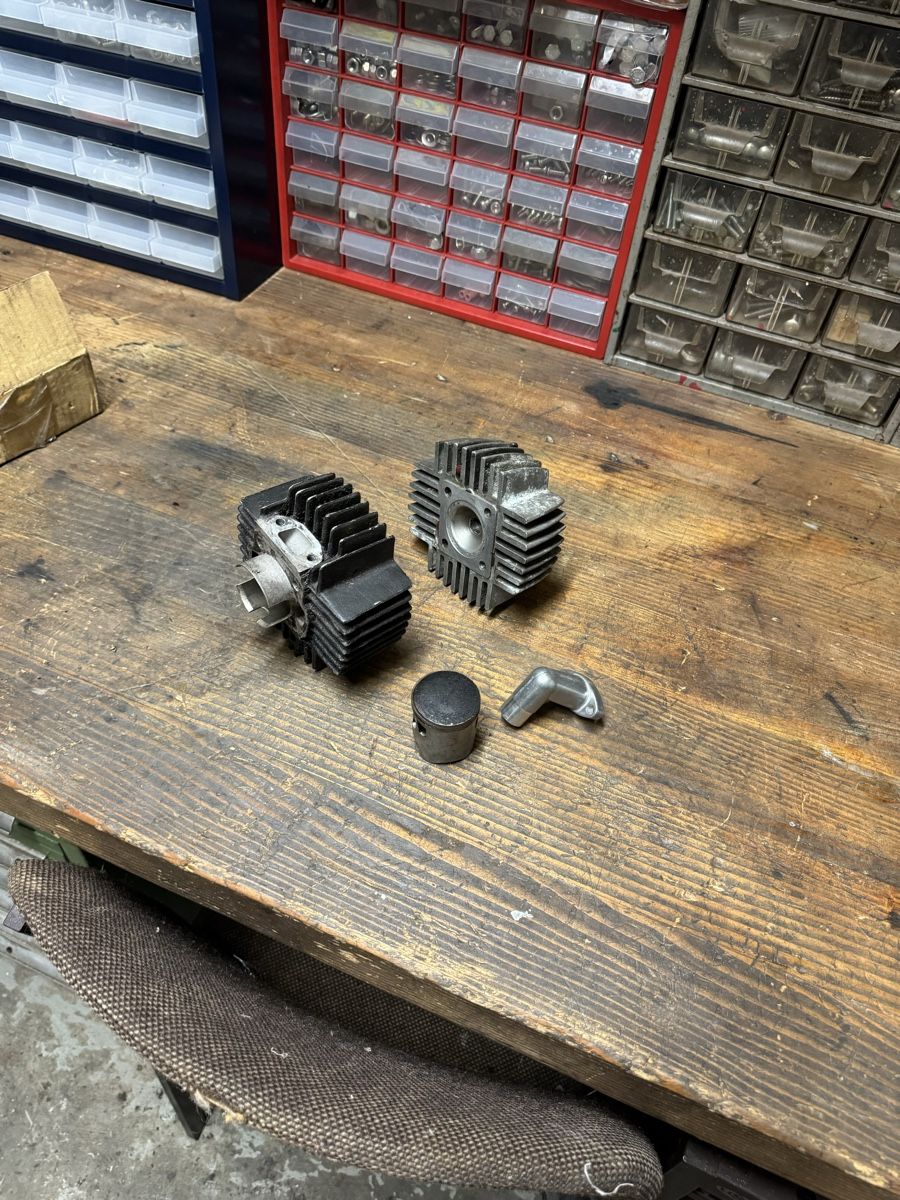 Puch Parti ricambio per ciclomotori: Puch Rennsatz 70ccm – Usato da Dübendorf venduto da Sachs621
