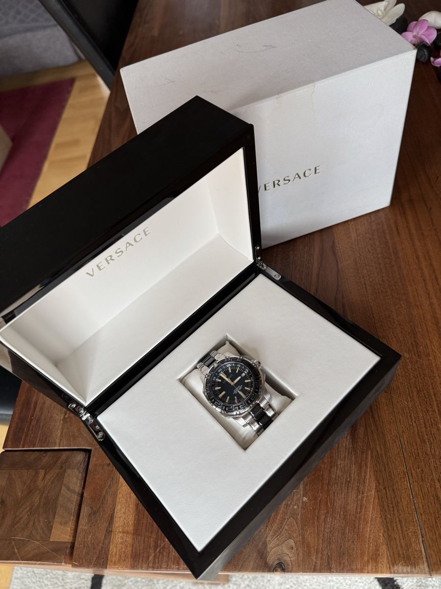 Versace Orologi: Edle rare VERSACE Diver Herrenuhr, Swiss Made, Automatic – Usato da Rünenberg venduto da Fendi02 8
