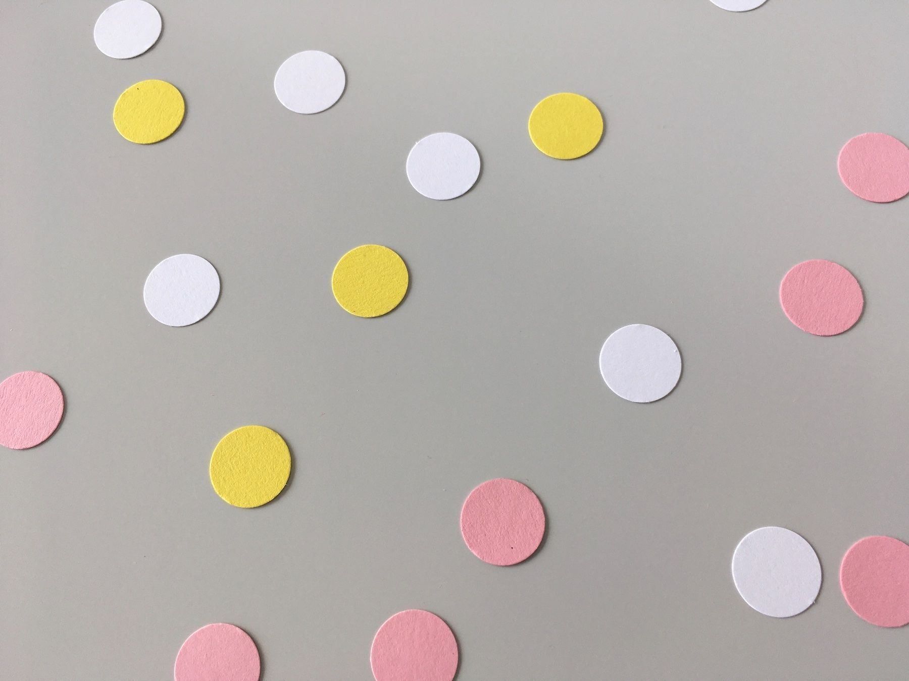 Tutte le decorazioni: Konfetti rund Deko - 180 Stück – Nuovo e nell'imballaggio originale da Zollikofen venduto da poppala 4