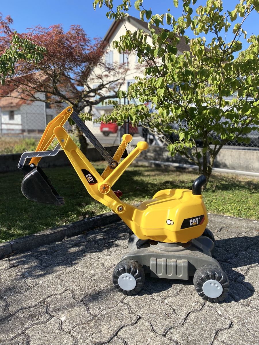 Veicoli per bambini: Pelleteuse à siège jouet   – Usato da Villars-Ste-Croix venduto da max_6q7v